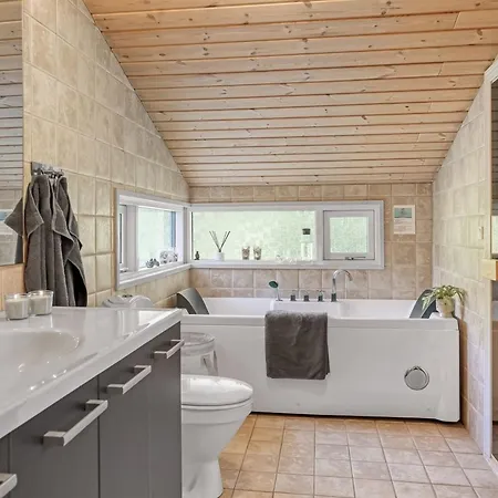 Дом отдыха Barne - 4km From The Sea By Interhome Себю